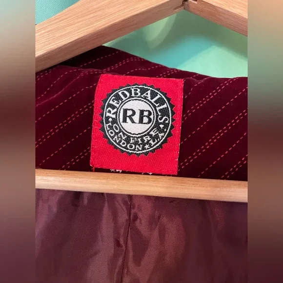 Willy WONKA Striped Jacket
Style Halloween costume Johnny - Picture 9 of 16